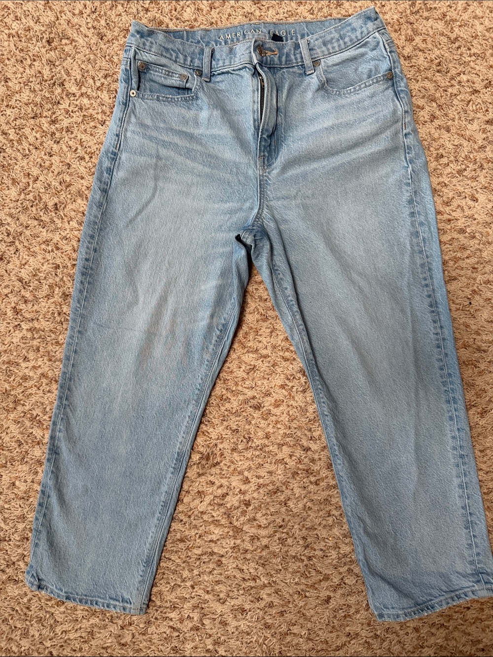 American Eagle Outfitters Light Blue Straight Leg Women’s Jeans